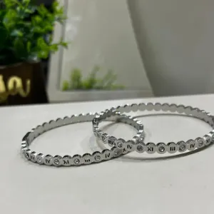 Bracelete em Aço Números Romanos -Prateado