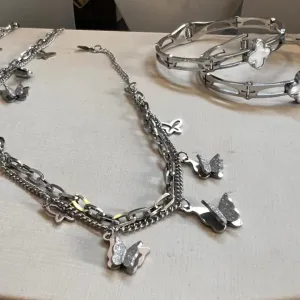 Pulseira Borboletas - Aço com Banho