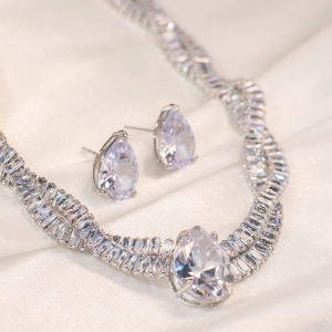 Conjunto em Zircônias Gota