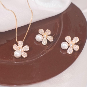 Conjunto Flor e Pérola