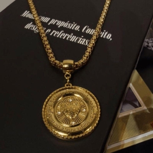 Corrente Cartier redonda Pingente Medalha