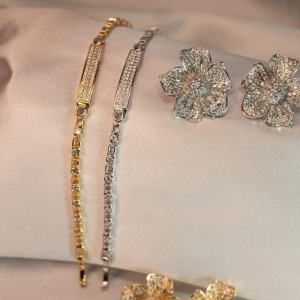 Pulseira de Chapinha cravejada