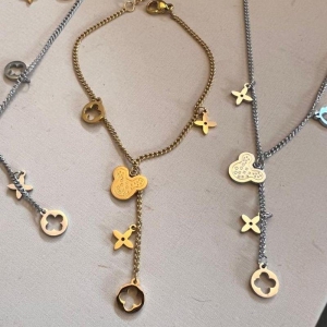 Pulseira Mickey - Aço inox com Banho de Ouro