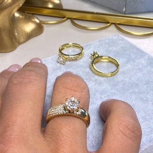 Anel Solitário cravejado - Regulavel