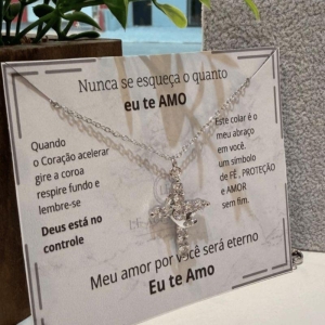 Colar com Pingente de Coroa e Cruz Cravejada  - Aço Inox