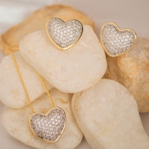 Conjunto coração cravejado - Mix Banhos