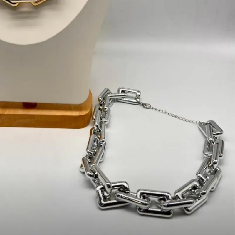 Choker Eletro Formação Elos Cartier