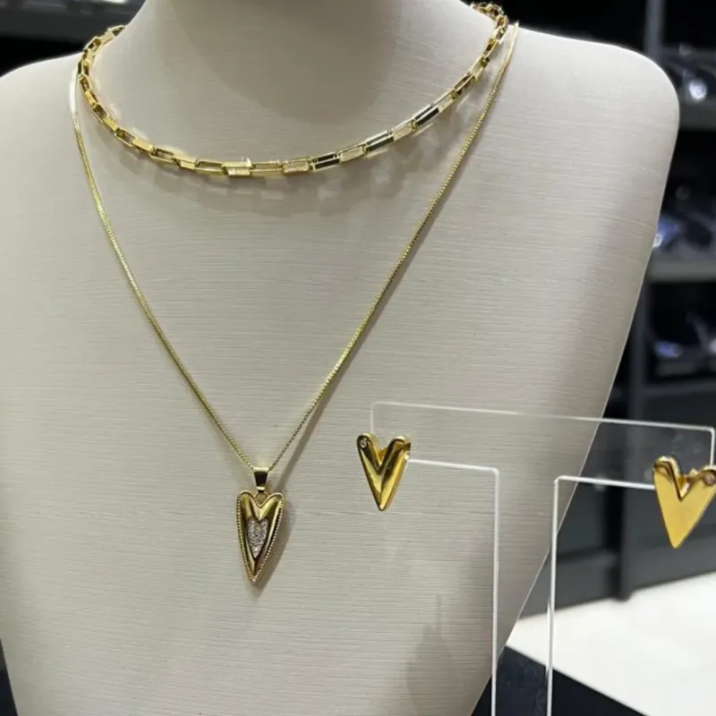 Conjunto de coração com colar duplo - Dourado