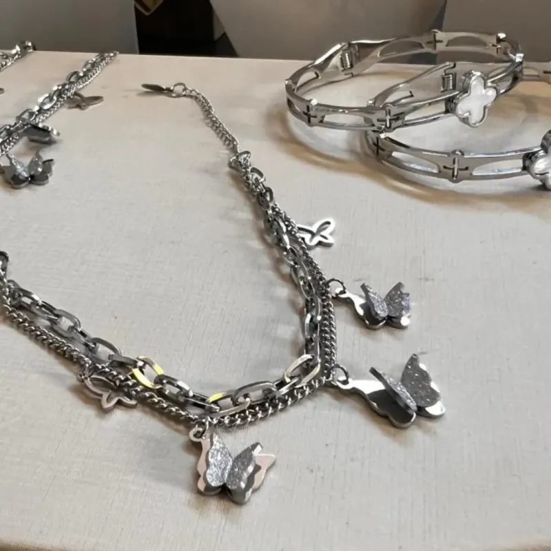 Pulseira Borboletas - Aço com Banho