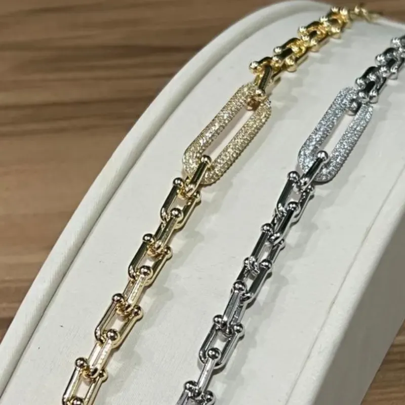 Pulseira com Elo cravejado