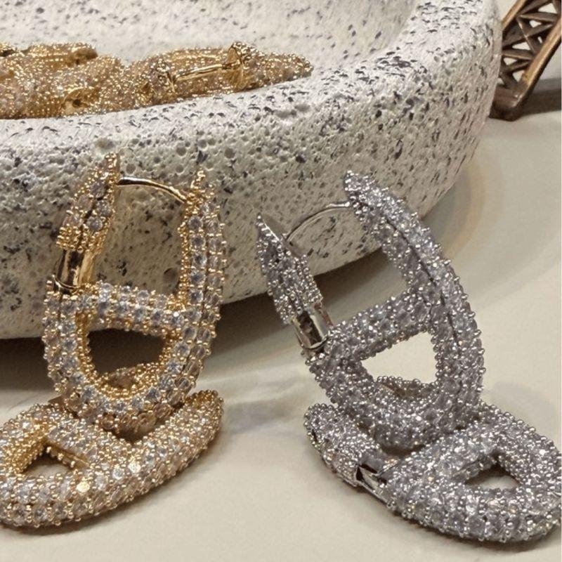 Brinco Clik Cravejado - Banhado a Ródio