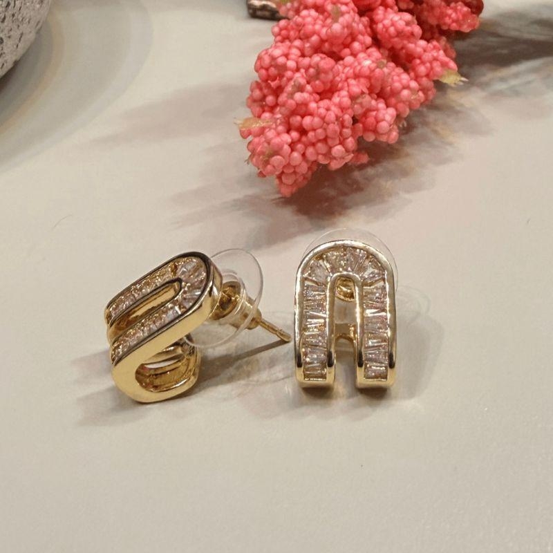 Brinco Cravejado Baguetes - Banhado a ouro