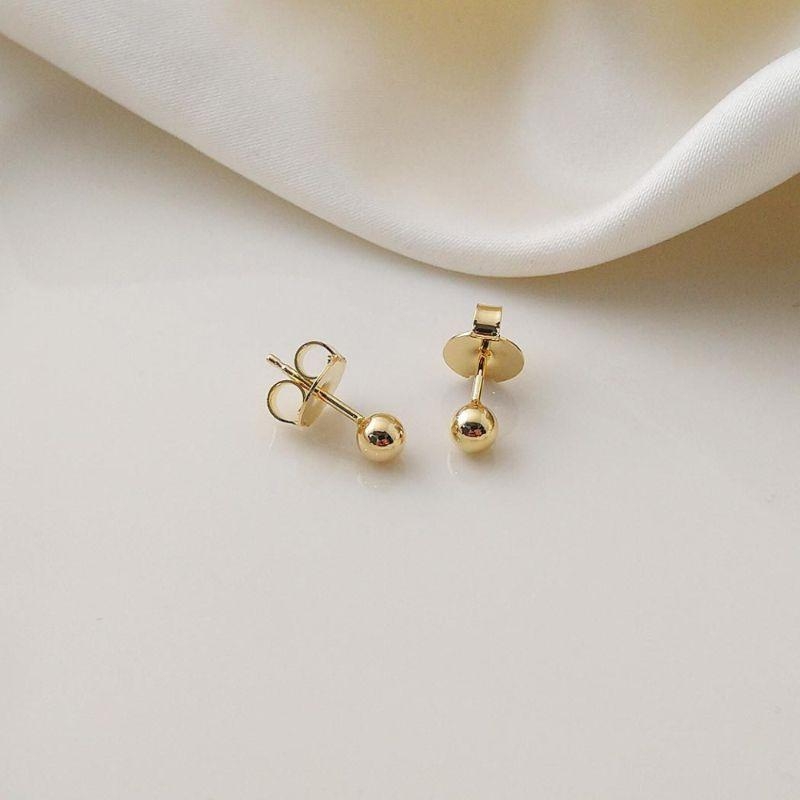 Brinco de Bola lisa 4mm - Aço com Banho