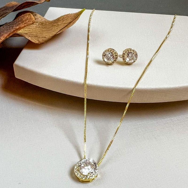 Conjunto ponto de luz cravejado em volta