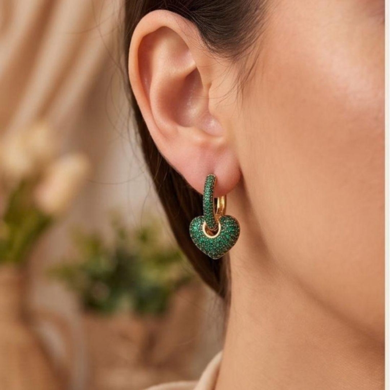 Brinco de Argola Clik pingente coração - Verde esmeralda
