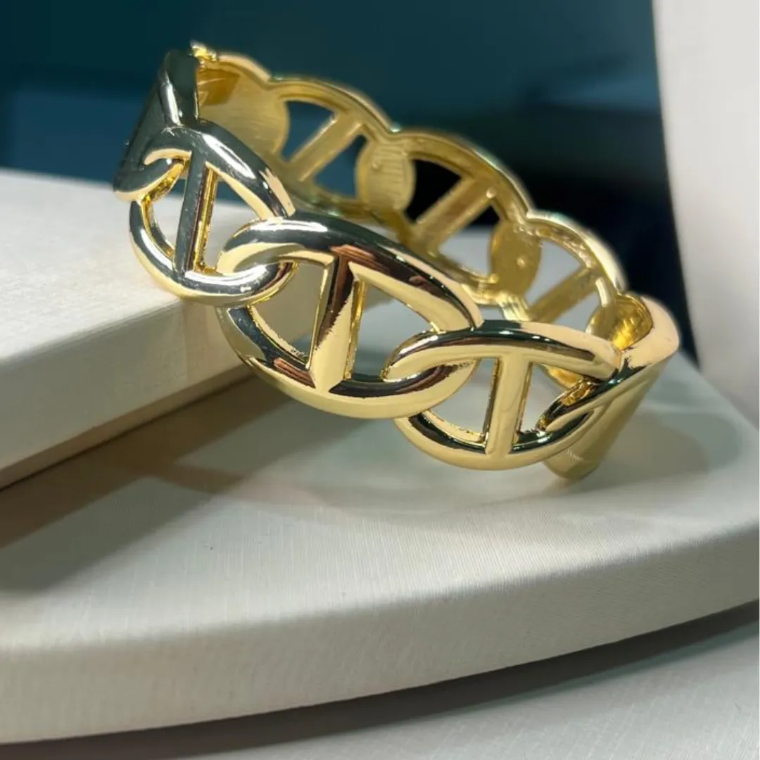Bracelete vazado