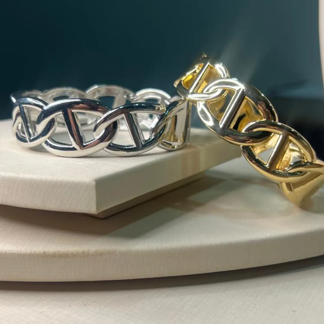Bracelete vazado