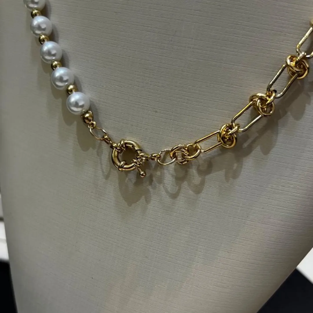 Choker pérolas e elos Cerca - Dourado