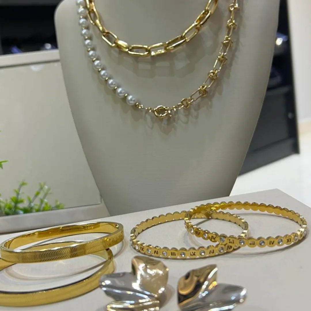 Bracelete em Aço Números Romanos - Dourado