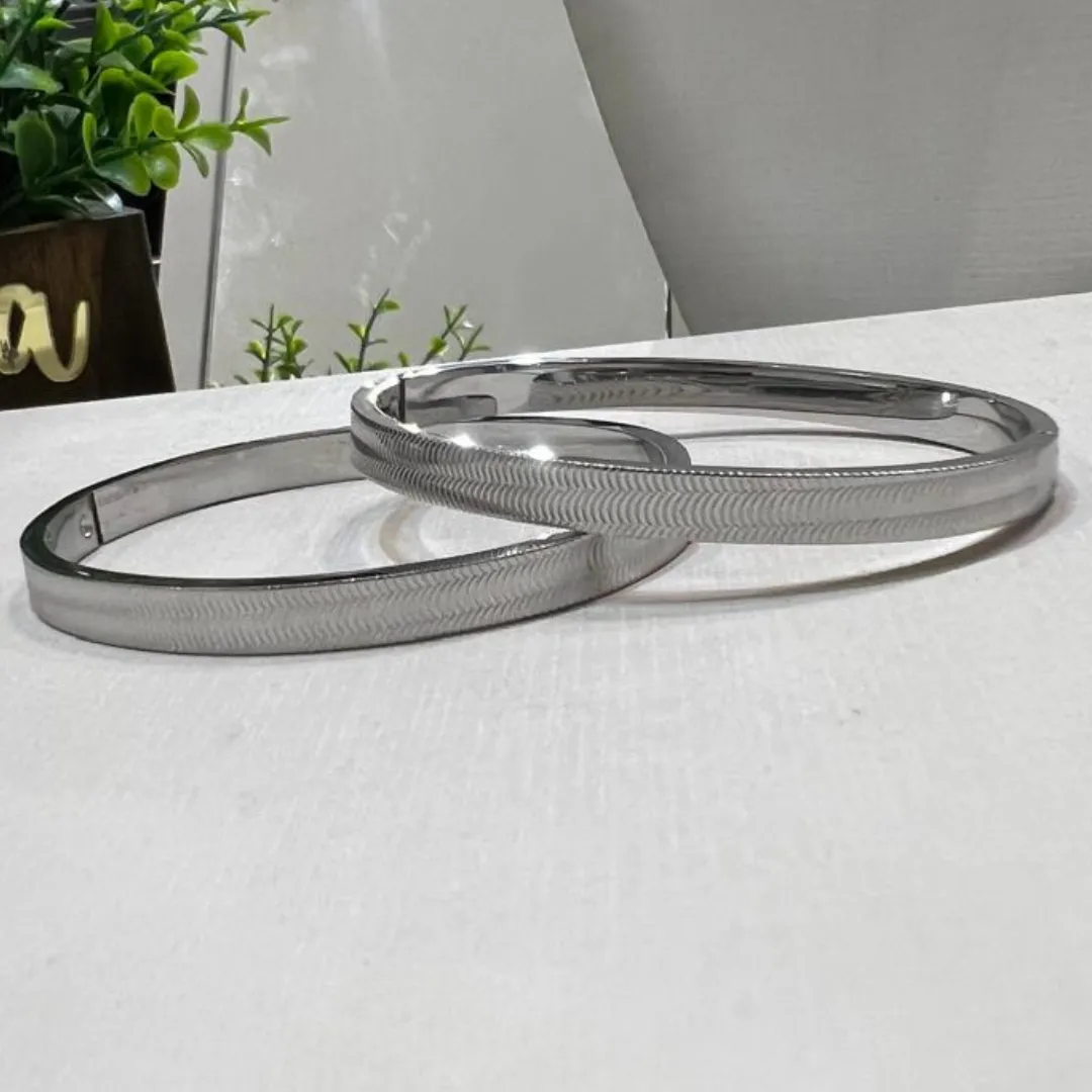 Bracelete em Aço trabalhado