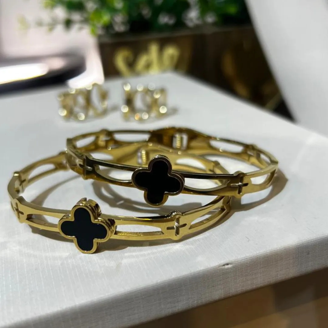 Bracelete Trevo - Aço com banho
