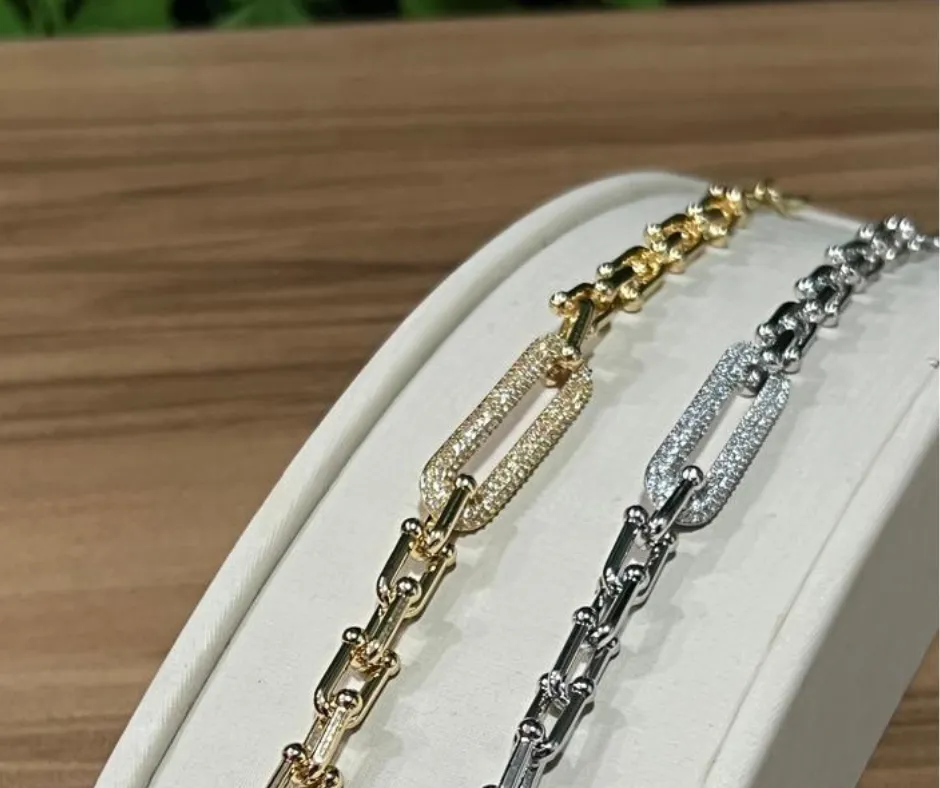 Pulseira com Elo cravejado