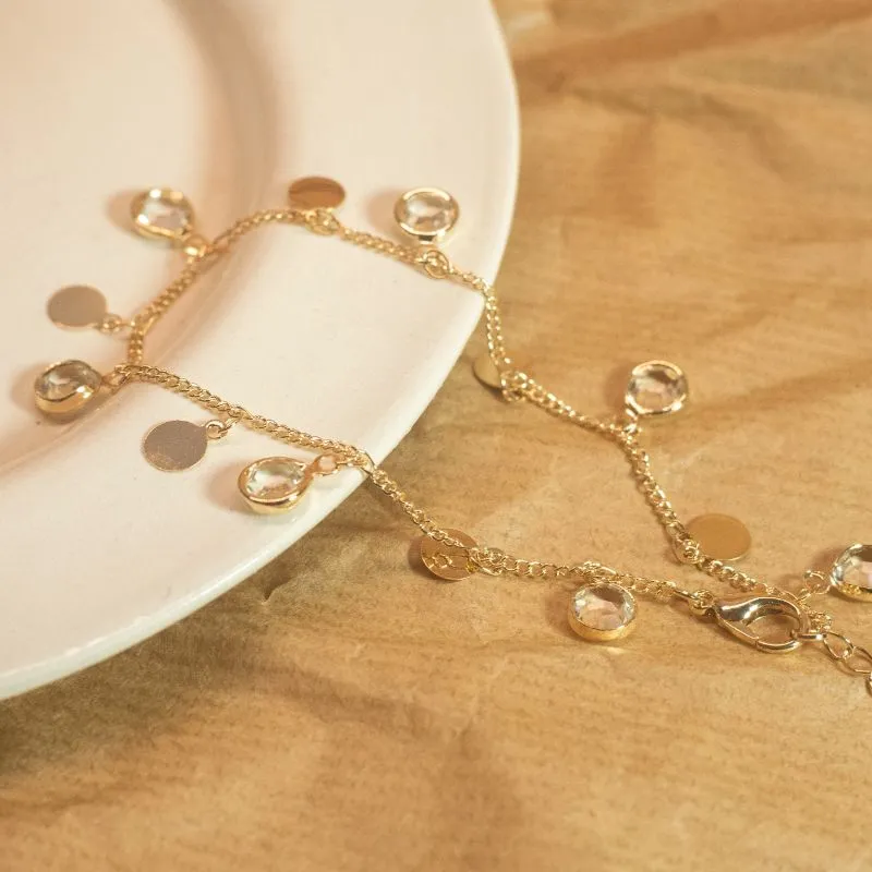 Pulseira Pingentes Plaquinhas e Pedras