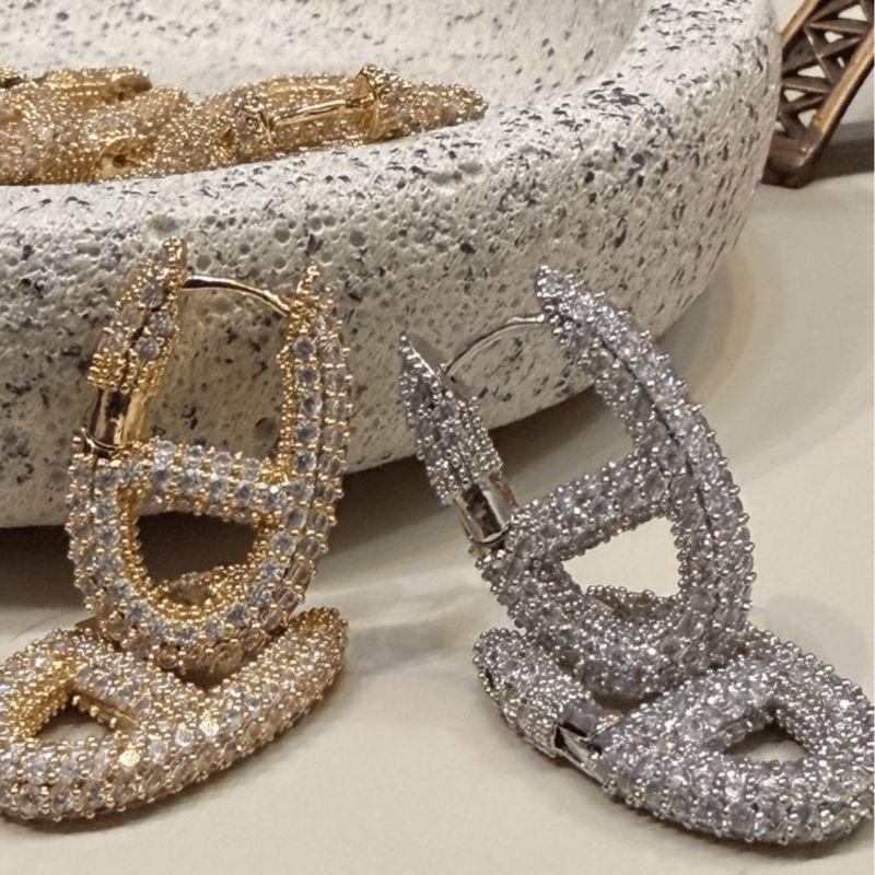 Brinco Clik Cravejado - Banhado a Ródio