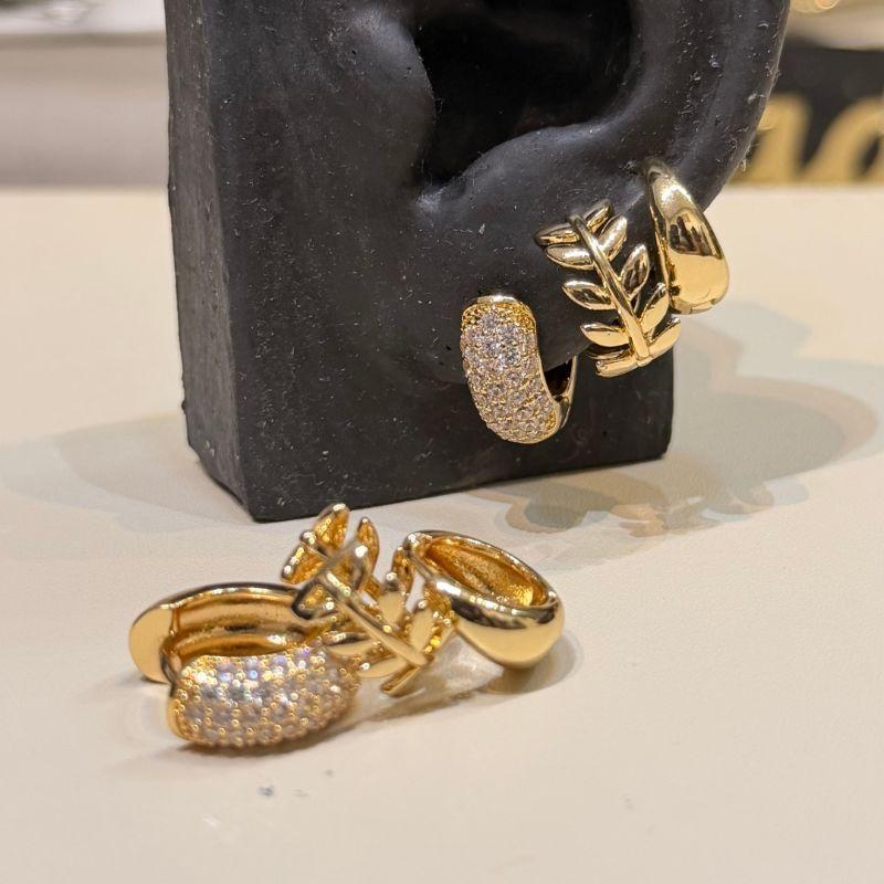 Brinco Trio de argola Clik cravejado - Banho de Ouro