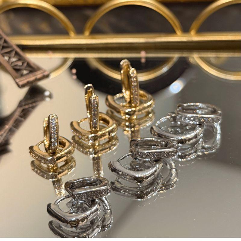 Brinco Trio de argola Clik quadrada cravejada - Banho de Ouro