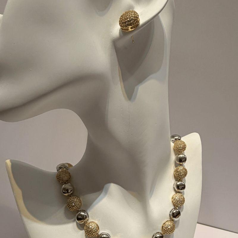 Conjunto Esferas  Banho de Ouro cravejada