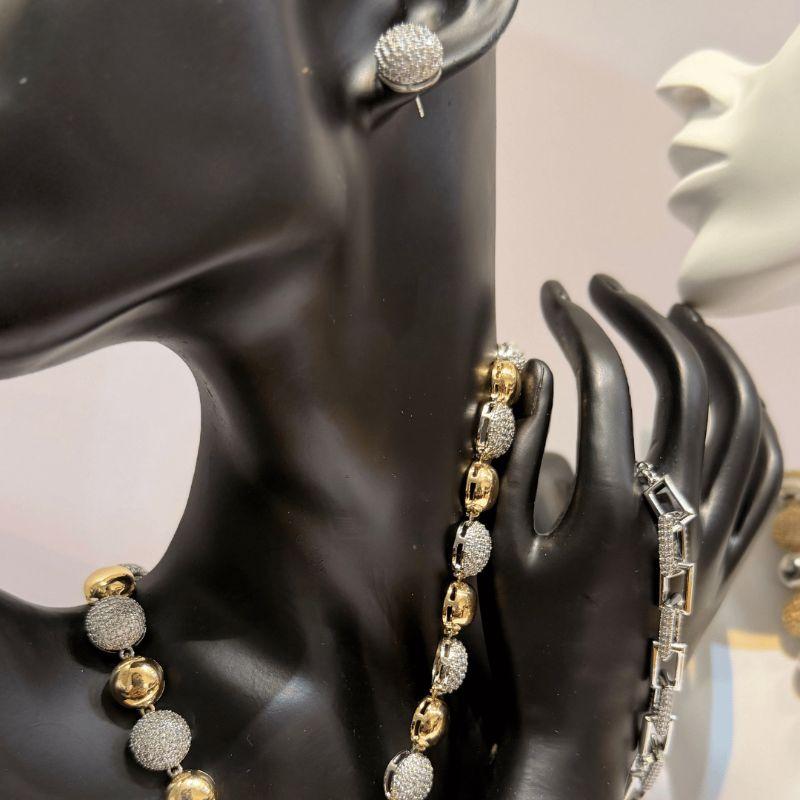 Conjunto Esferas  Banho de Rodio cravejada